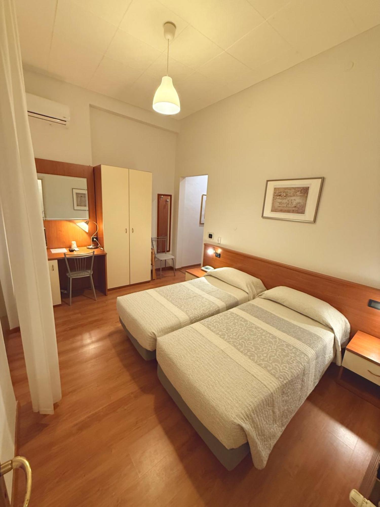 Hotel Fiorenza & Banksia Meuble Alassio Eksteriør billede